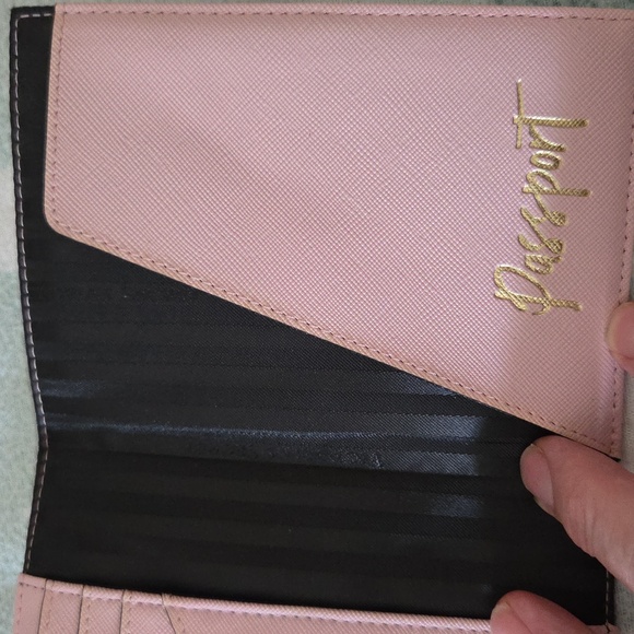 Victoria's Secret Pink and White Anchor Passport Wallet - Picture 3 of 7